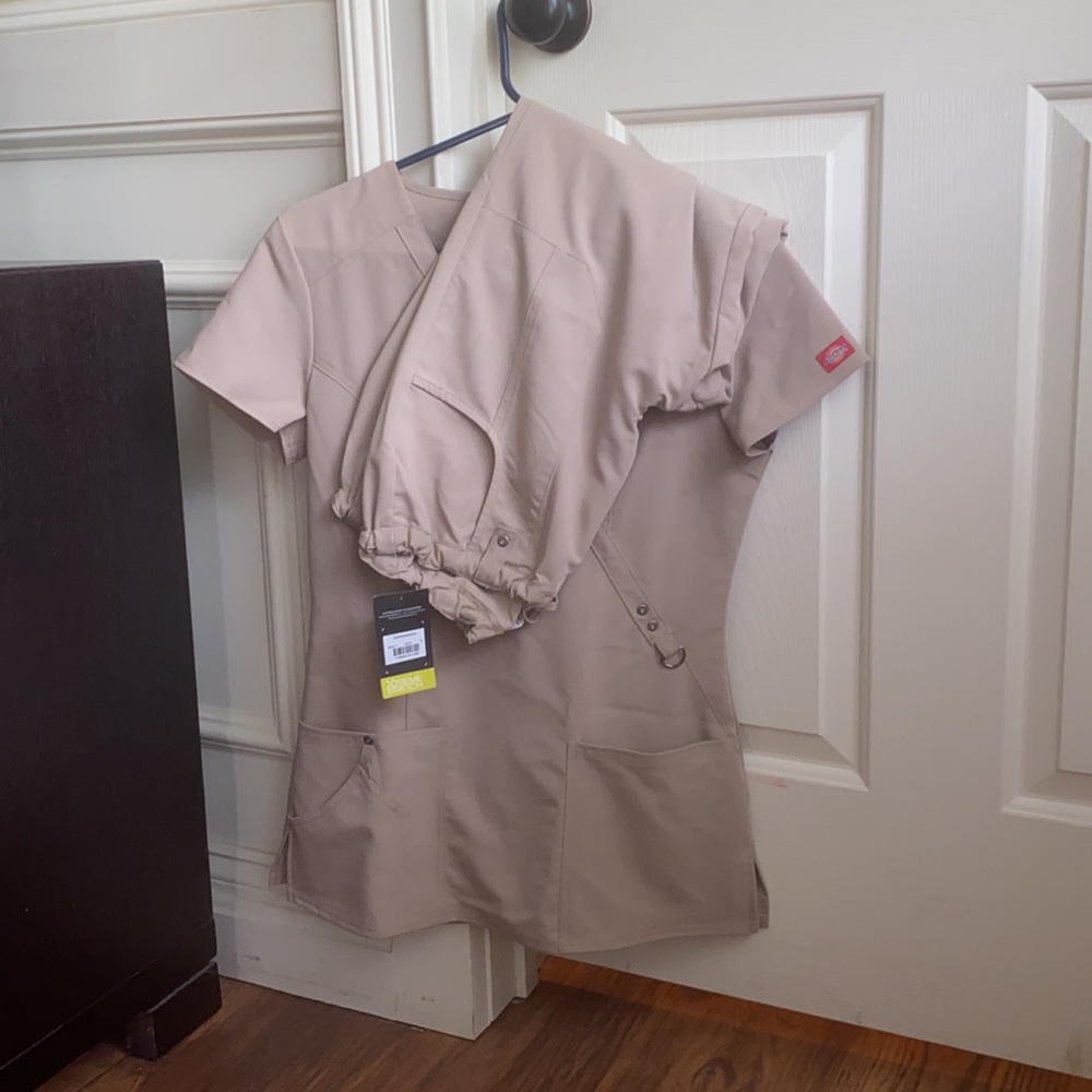 Brand new set of scrubs, With tags. Small